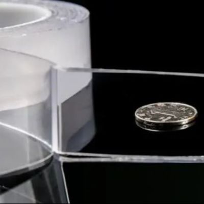 Ruloir de nano-bandes transparentes adhésif résistant et réutilisable pour les applications ménagères et industrielles, épaisseur 2 mm
